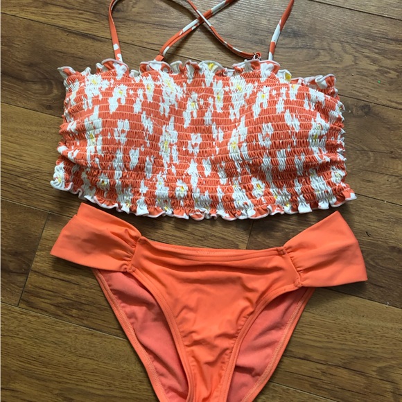 Hang Ten Bikini - Picture 2 of 5